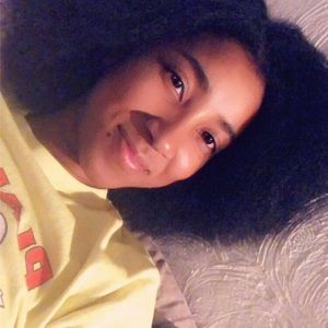 Meet your Posher, Diona